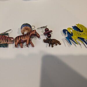 Animal-themed vintage jewelry set, earrings and lapel pin set, costume jewelry